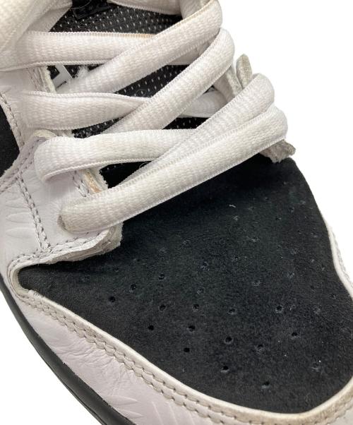 NIKE SB（ナイキエスビー）NIKE SB (ナイキエスビー) スニーカー ホワイト×ブラック サイズ:27.5の古着・服飾アイテム