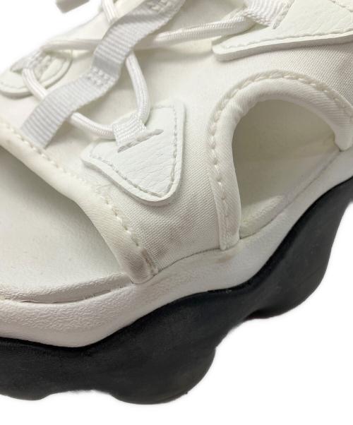 NIKE（ナイキ）NIKE (ナイキ) AIR MAX KOKO ホワイト サイズ:SIZE 25cmの古着・服飾アイテム