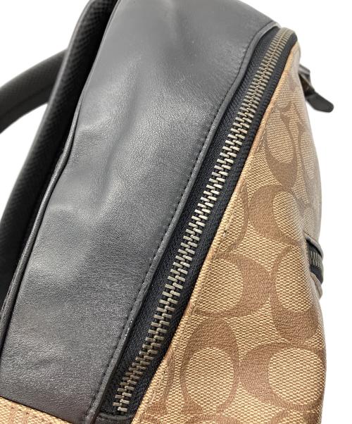 COACH（コーチ）COACH (コーチ) リュック　シグネチャー ブラック×ベージュの古着・服飾アイテム