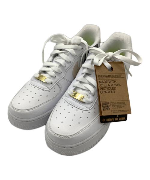 NIKE（ナイキ）NIKE (ナイキ) AIR FORCE 1 '07 ホワイト サイズ:24.5の古着・服飾アイテム