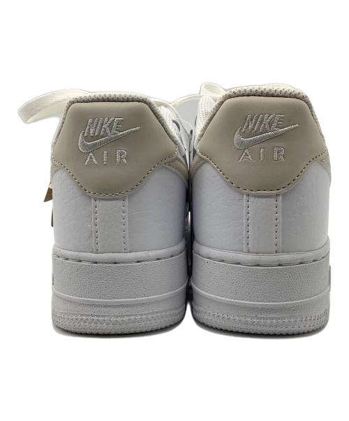 NIKE（ナイキ）NIKE (ナイキ) AIR FORCE 1 '07 ホワイト サイズ:24.5の古着・服飾アイテム