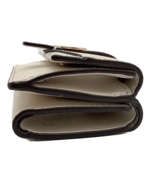 MICHAEL KORS（マイケルコース）MICHAEL KORS (マイケルコース) 3つ折り財布 アイボリーの古着・服飾アイテム