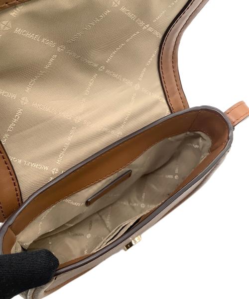 MICHAEL KORS（マイケルコース）MICHAEL KORS (マイケルコース) ショルダーバッグ ブラウンの古着・服飾アイテム