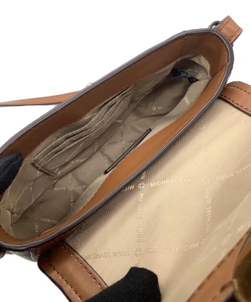 MICHAEL KORS（マイケルコース）MICHAEL KORS (マイケルコース) ショルダーバッグ ブラウンの古着・服飾アイテム