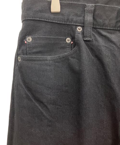MOMOTARO JEANS（桃太郎ジーンズ）MOMOTARO JEANS (桃太郎ジーンズ) パンツ　15.7oz SELVEDGE BLACK DENIM NARROW TAPERED ブラック サイズ:SIZE 81cm (W32)の古着・服飾アイテム