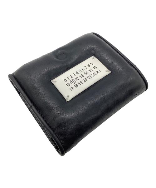 Maison Margiela（メゾンマルジェラ）Maison Margiela (メゾンマルジェラ) 3つ折り財布　GLAM SLAM ブラックの古着・服飾アイテム
