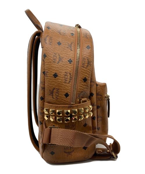 MCM（エムシーエム）MCM (エムシーエム) Stark サイドスタッズ バックパック　ヴィセトス ブラウンの古着・服飾アイテム