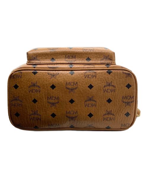 MCM（エムシーエム）MCM (エムシーエム) Stark サイドスタッズ バックパック　ヴィセトス ブラウンの古着・服飾アイテム