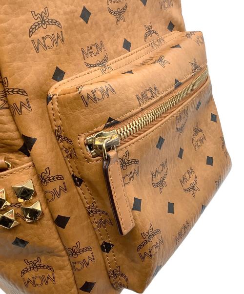 MCM（エムシーエム）MCM (エムシーエム) Stark サイドスタッズ バックパック　ヴィセトス ブラウンの古着・服飾アイテム