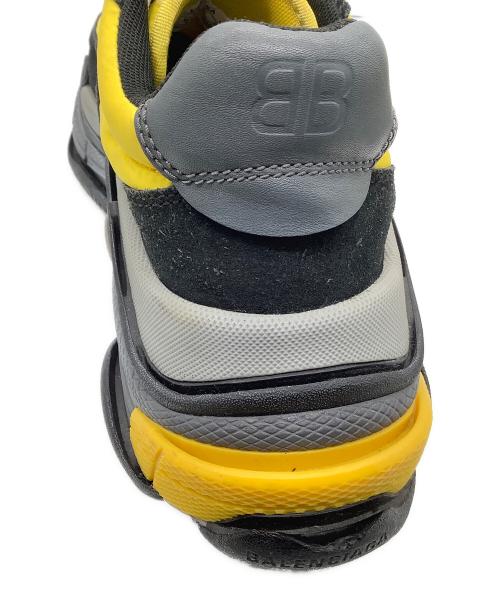 BALENCIAGA（バレンシアガ）BALENCIAGA (バレンシアガ) スニーカー　Triple S イエロー×ブラック サイズ:26.5の古着・服飾アイテム