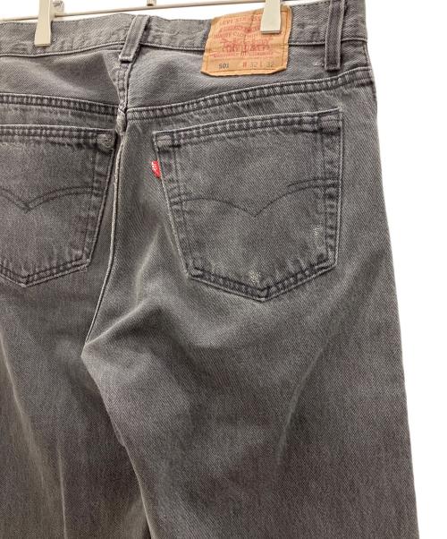 LEVI'S（リーバイス）LEVI'S (リーバイス) デニムパンツ　90’s USA製 グレー サイズ:SIZE 81cm (W32)の古着・服飾アイテム