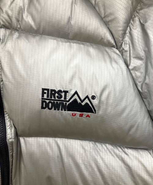 FIRST DOWN（ファーストダウン）FIRST DOWN (ファーストダウン) ダウンジャケット シルバー サイズ:Lの古着・服飾アイテム