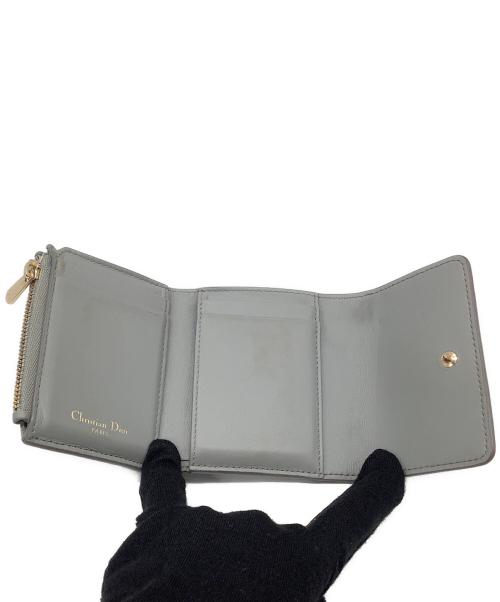 Christian Dior（クリスチャン ディオール）Christian Dior (クリスチャン ディオール) 3つ折り財布　モンテーニュ グレーの古着・服飾アイテム