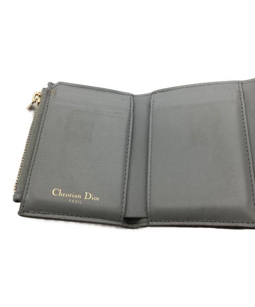 Christian Dior（クリスチャン ディオール）Christian Dior (クリスチャン ディオール) 3つ折り財布　モンテーニュ グレーの古着・服飾アイテム