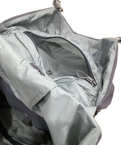 MACPAC（マックパック）MACPAC (マックパック) バックパック　LIBERATOR グレーの古着・服飾アイテム