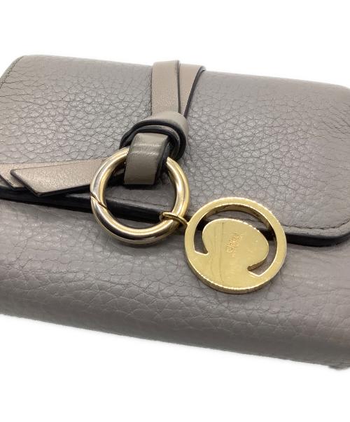 Chloe（クロエ）Chloe (クロエ) アルファベット スモールトリフォールドウォレット カシミヤグレーの古着・服飾アイテム
