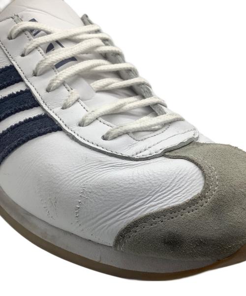 adidas（アディダス）adidas (アディダス) ローカットスニーカー　COUNTRY OG ホワイト×ネイビー サイズ:29の古着・服飾アイテム