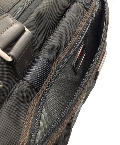 TUMI（トゥミ）TUMI (トゥミ) バッグ　ALPHA BRAVO ブラック×ブラウンの古着・服飾アイテム