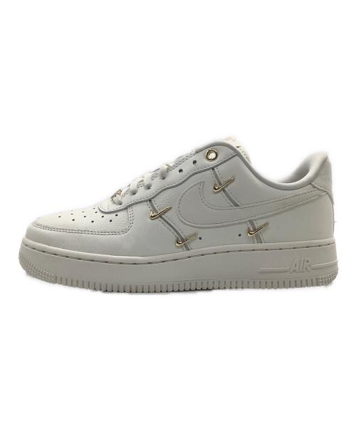NIKE（ナイキ）NIKE (ナイキ) ローカットスニーカー　AIR FORCE 1 '07 LX ホワイト サイズ:24の古着・服飾アイテム