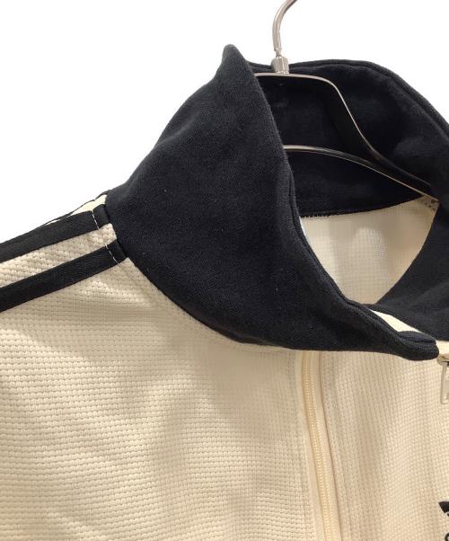 adidas（アディダス）adidas (アディダス) トラックジャケット　PAKAIAN ベージュ サイズ:XLの古着・服飾アイテム