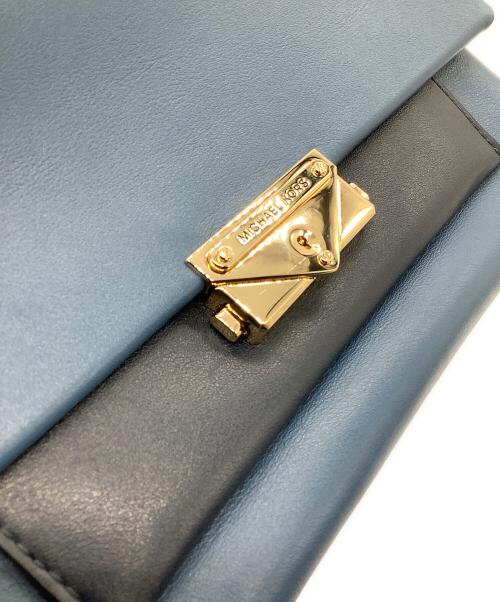 MICHAEL KORS（マイケルコース）MICHAEL KORS (マイケルコース) Cece ミディアム ツートーン レザー ショルダーバッグ  ネイビーの古着・服飾アイテム