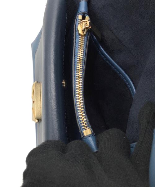 MICHAEL KORS（マイケルコース）MICHAEL KORS (マイケルコース) Cece ミディアム ツートーン レザー ショルダーバッグ  ネイビーの古着・服飾アイテム