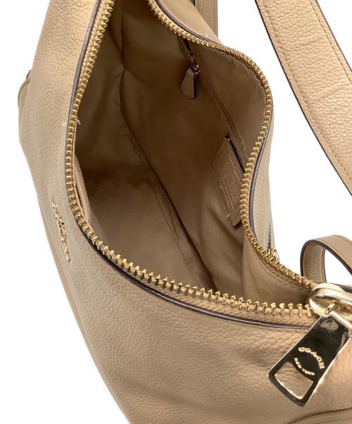 COACH（コーチ）COACH (コーチ) 2WAYショルダーバッグ ベージュの古着・服飾アイテム