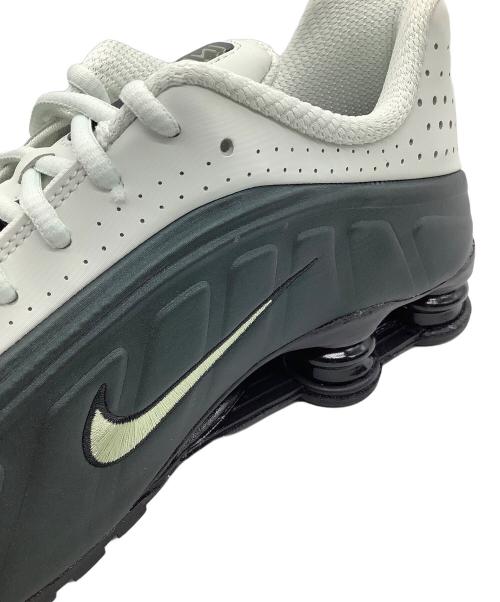 NIKE（ナイキ）NIKE (ナイキ) ローカットスニーカー ブラック×ホワイト サイズ:27.5の古着・服飾アイテム