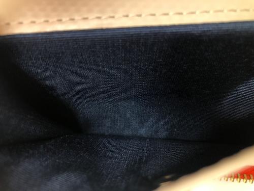 russet（ラシット）russet (ラシット) 2つ折り財布 オレンジの古着・服飾アイテム