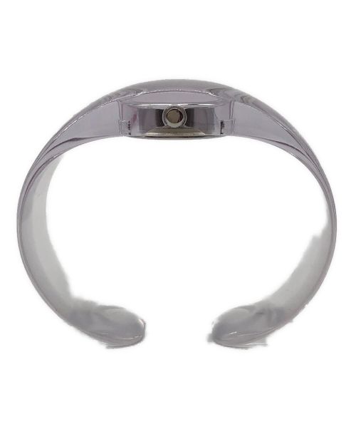 ISSEY MIYAKE（イッセイミヤケ）ISSEY MIYAKE (イッセイミヤケ) バングルウォッチ シルバーの古着・服飾アイテム