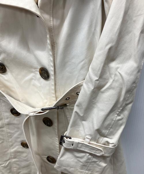 BURBERRY BLUE LABEL（バーバリーロンドンブルーレーベル）BURBERRY BLUE LABEL (バーバリーロンドンブルーレーベル) トレンチコート ベージュ サイズ:40の古着・服飾アイテム