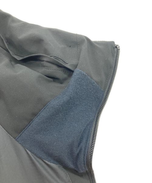 DESCENTE ALLTERRAIN（デザイント オルテライン）Descente ALLTERRAIN (デザイント オルテライン) MIZUSAWA DOWN JACKET MOUNTAINEER ブラック サイズ:Mの古着・服飾アイテム