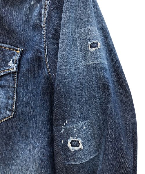 DSQUARED2（ディースクエアード）DSQUARED2 (ディースクエアード) ウエスタンダメージデニムシャツ インディゴ サイズ:48の古着・服飾アイテム