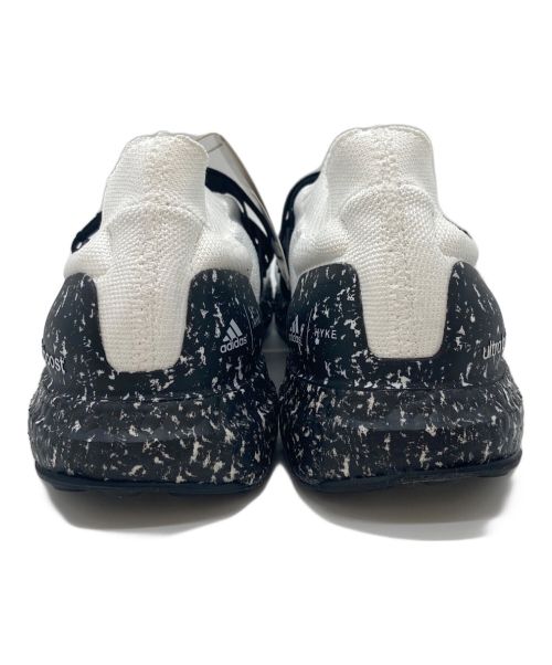 adidas（アディダス）adidas (アディダス) HYKE (ハイク) ULTRABOOST ホワイト×ブラック サイズ:27.0 未使用品の古着・服飾アイテム