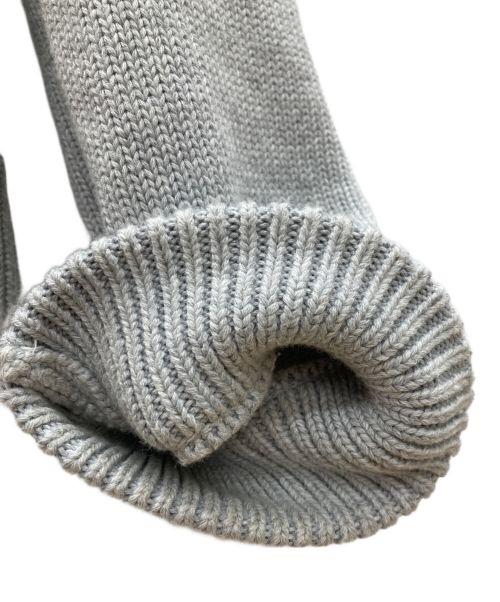 X-LARGE（エクストララージ）X-LARGE (エクストララージ) STANDARD LOGO CREWNECK KNITニット グレー サイズ:SIZE Mの古着・服飾アイテム