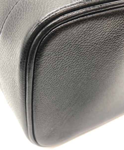 CHANEL（シャネル）CHANEL (シャネル) ココマークバニティバッグ キャビアスキン ブラックの古着・服飾アイテム