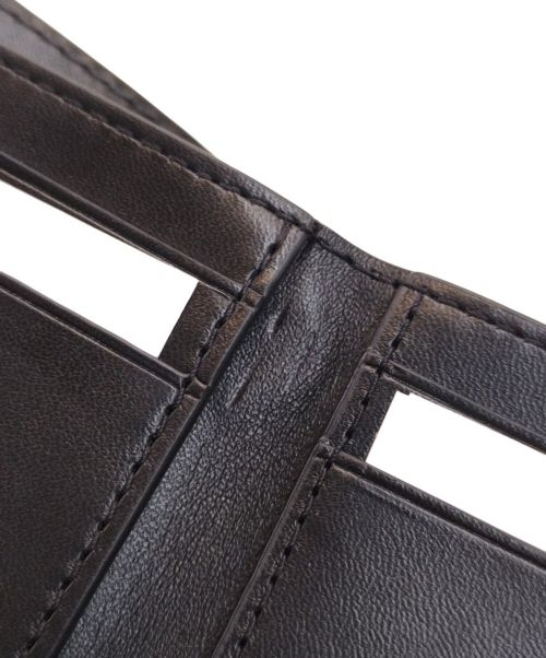MARC JACOBS（マークジェイコブス）MARC JACOBS (マークジェイコブス) THE J MARC TRIFOLD WALLET ブラックの古着・服飾アイテム