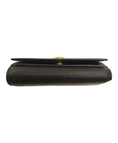 MARC JACOBS（マークジェイコブス）MARC JACOBS (マークジェイコブス) THE J MARC TRIFOLD WALLET ブラックの古着・服飾アイテム