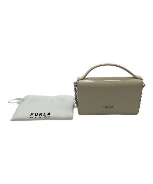FURLA（フルラ）FURLA (フルラ) チェーンショルダーポーチ ホワイトの古着・服飾アイテム