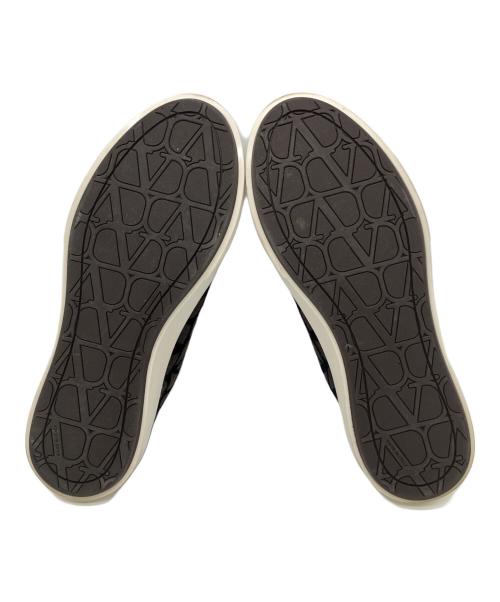 VALENTINO GARAVANI（ヴァレンティノ・ガラヴァーニ）VALENTINO GARAVANI スニーカー VALENTINO GARAVANI (ヴァレンチノガラヴァーニ) Monogram Sneaker(モノグラムスニーカー） ブラック×ブラウン サイズ:SIZE 26cmの古着・服飾アイテム