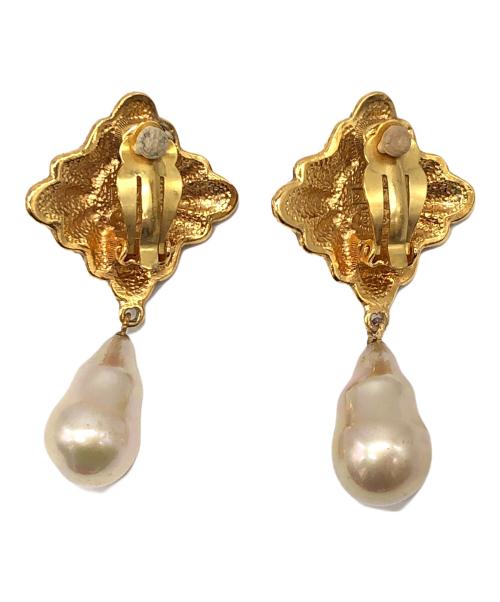 CHANEL（シャネル）CHANEL (シャネル) フェイクパールの古着・服飾アイテム