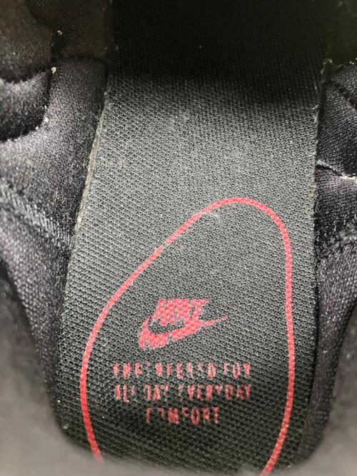 NIKE（ナイキ）NIKE (ナイキ) スニーカー ブラック×ゴールド サイズ:23の古着・服飾アイテム