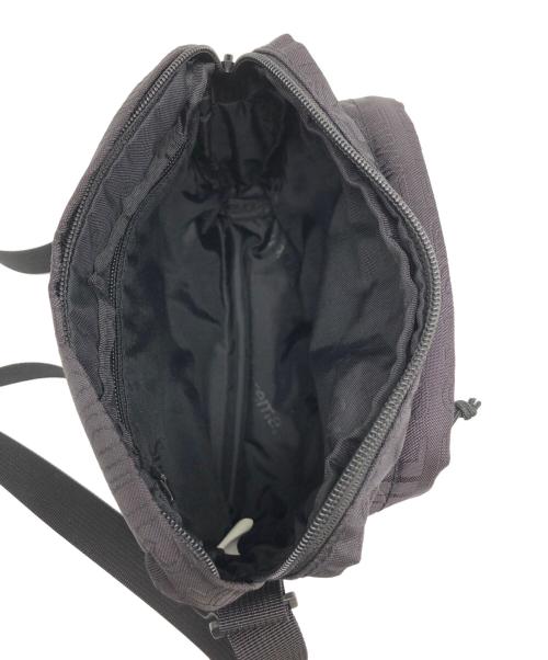 SUPREME（シュプリーム）SUPREME (シュプリーム) ショルダーバッグ ブラックの古着・服飾アイテム