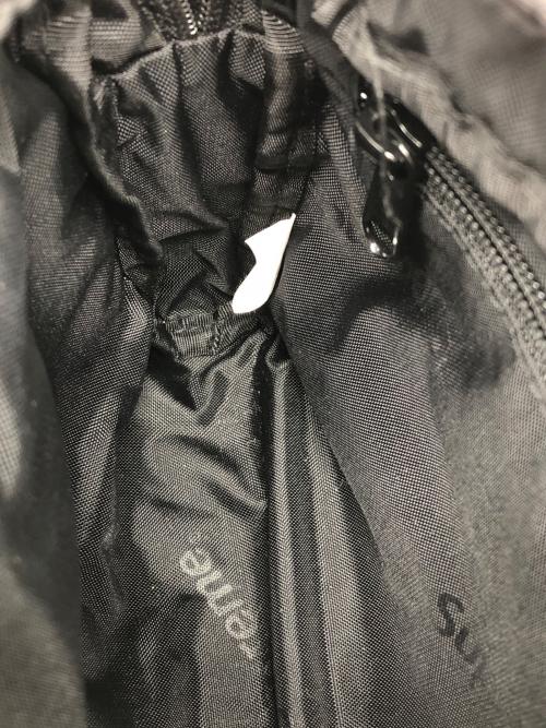 SUPREME（シュプリーム）SUPREME (シュプリーム) ショルダーバッグ ブラックの古着・服飾アイテム