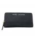 MARC JACOBS（マーク ジェイコブス）の古着「ラウンドファスナー長財布 STANDARD CONTINENTAL WALLET」｜ブラック
