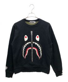 A BATHING APE（ア ベイシング エイプ）の古着「SHARK CREWNECK スウェット」｜ブラック