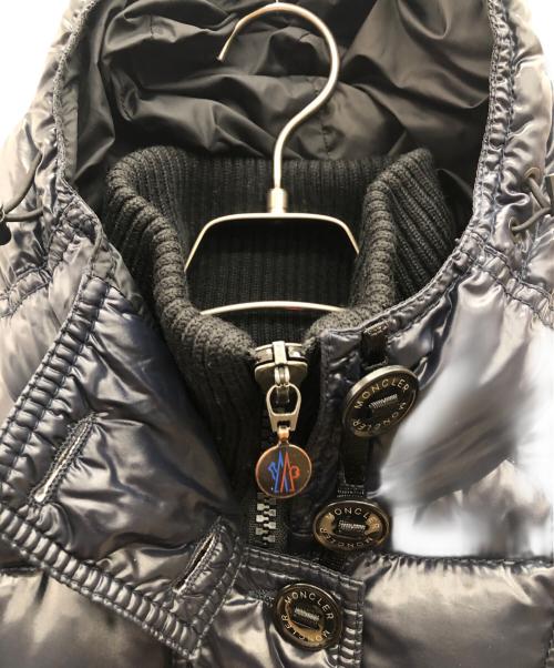 MONCLER（モンクレール）MONCLER (モンクレール) ダウンジャケット ネイビーの古着・服飾アイテム
