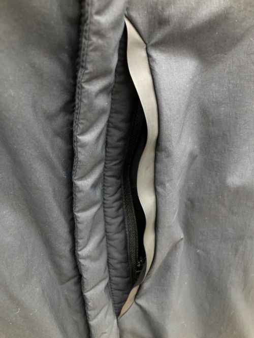 BEAUTY&YOUTH UNITED ARROWS（ビューティーアンドユースユナイテッドアローズ）BEAUTY&YOUTH UNITED ARROWS (ビューティーアンドユースユナイテッドアローズ) KOMATSU (コマツ) ダウンジャケット ブラック サイズ:Mの古着・服飾アイテム