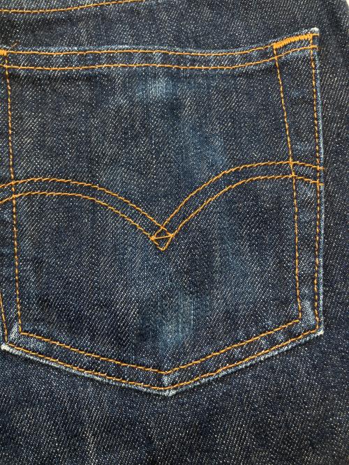 LEVI'S（リーバイス）LEVI'S (リーバイス) 00sブーツカットジーンズ 2002年製 古着 インディゴ サイズ:W31の古着・服飾アイテム