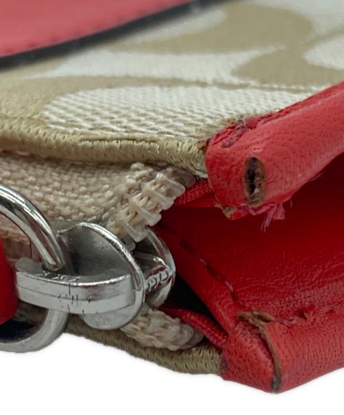 COACH（コーチ）COACH (コーチ) コインケース LEG SIG MINI SKINNY アイボリー×レッドの古着・服飾アイテム